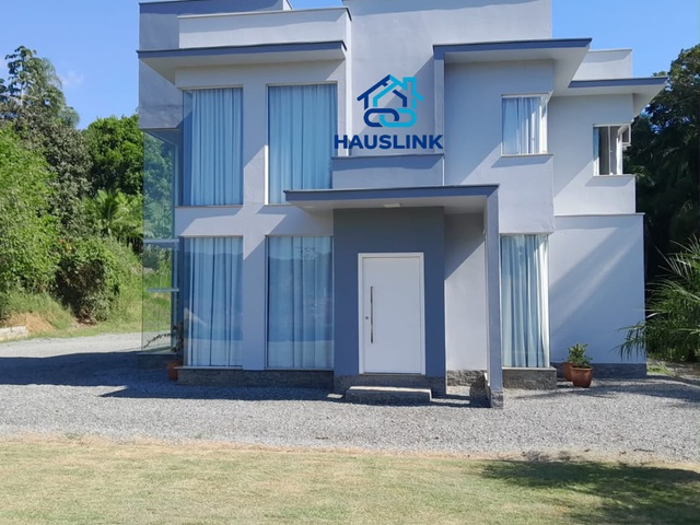 Oportunidade Única Casa com 3 Quartos e 3.000 m² no Centro de Massaranduba