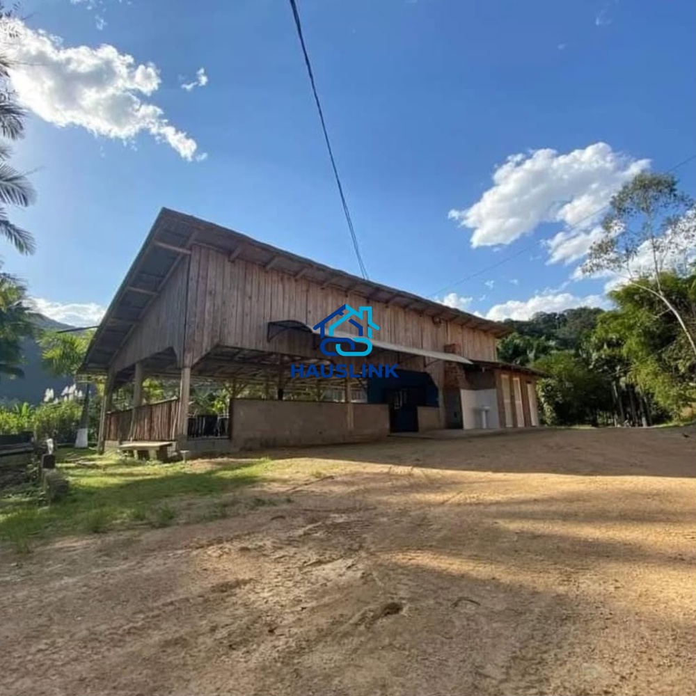 Chácara Completa com 6.000 m², Piscina e 6 Lagoas de Peixe - foto 4